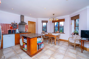 Photo 14- click for photo gallery